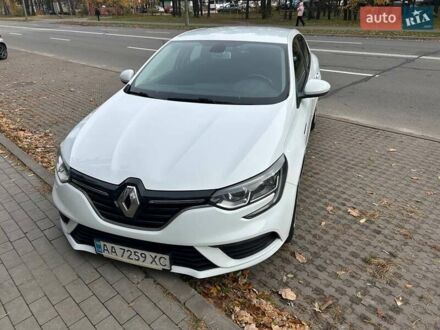 Білий Рено Меган, об'ємом двигуна 1.46 л та пробігом 144 тис. км за 15300 $, фото 1 на Automoto.ua
