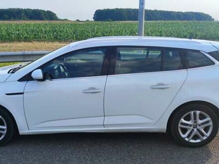 Рено Меган 2019 в Полтаве на Automoto.ua Белый Рено Меган, объемом двигателя 1.5 л и пробегом 215 тыс. км за 12200 $, фото 1 на Automoto.ua