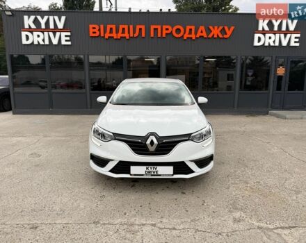Білий Рено Меган, об'ємом двигуна 1.6 л та пробігом 74 тис. км за 12400 $, фото 1 на Automoto.ua