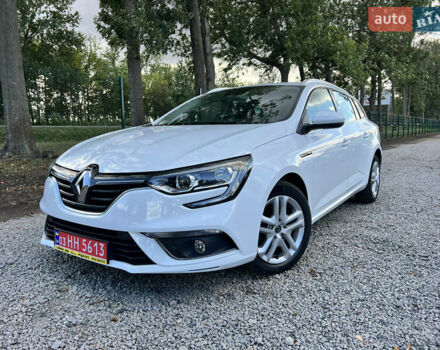 Белый Рено Меган, объемом двигателя 1.5 л и пробегом 182 тыс. км за 14900 $, фото 1 на Automoto.ua