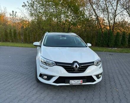 Рено Меган 2019 в Тернополе на Automoto.ua Белый Рено Меган, объемом двигателя 1.46 л и пробегом 204 тыс. км за 13700 $, фото 1 на Automoto.ua