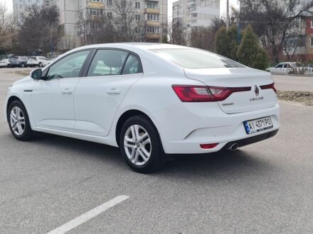 Белый Рено Меган, объемом двигателя 1.6 л и пробегом 137 тыс. км за 13900 $, фото 1 на Automoto.ua