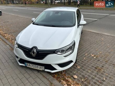 Белый Рено Меган, объемом двигателя 1.46 л и пробегом 144 тыс. км за 15300 $, фото 1 на Automoto.ua