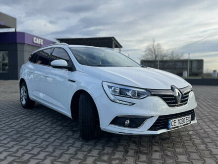 Рено Меган 2019 в Черновцах на Automoto.ua Белый Рено Меган, объемом двигателя 1.46 л и пробегом 220 тыс. км за 12800 $, фото 1 на Automoto.ua