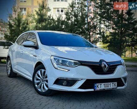 Белый Рено Меган, объемом двигателя 1.46 л и пробегом 200 тыс. км за 12700 $, фото 1 на Automoto.ua
