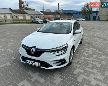 Белый Рено Меган, объемом двигателя 1.46 л и пробегом 155 тыс. км за 13400 $, фото 1 на Automoto.ua