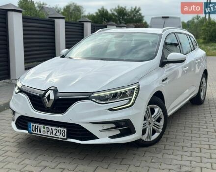 Белый Рено Меган, объемом двигателя 1.46 л и пробегом 175 тыс. км за 14499 $, фото 1 на Automoto.ua