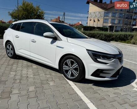 Белый Рено Меган, объемом двигателя 1.46 л и пробегом 153 тыс. км за 15300 $, фото 1 на Automoto.ua