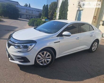 Белый Рено Меган, объемом двигателя 1.46 л и пробегом 130 тыс. км за 17500 $, фото 1 на Automoto.ua