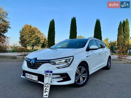 Белый Рено Меган, объемом двигателя 1.6 л и пробегом 185 тыс. км за 18250 $, фото 1 на Automoto.ua