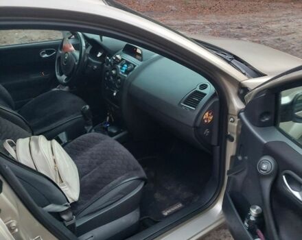 Бежевый Рено Меган, объемом двигателя 1.4 л и пробегом 285 тыс. км за 4000 $, фото 3 на Automoto.ua