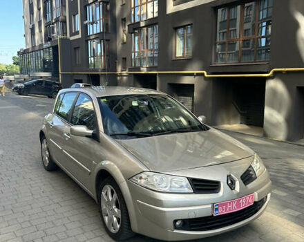 Бежевый Рено Меган, объемом двигателя 1.6 л и пробегом 214 тыс. км за 6550 $, фото 3 на Automoto.ua