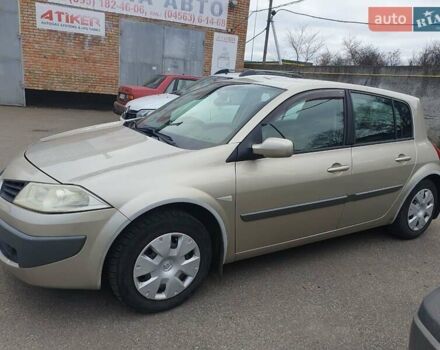 Бежевый Рено Меган, объемом двигателя 1.6 л и пробегом 170 тыс. км за 4300 $, фото 2 на Automoto.ua