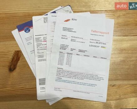 Бежевый Рено Меган, объемом двигателя 1.6 л и пробегом 178 тыс. км за 6000 $, фото 79 на Automoto.ua