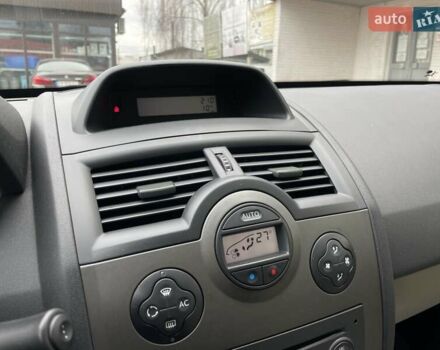 Бежевый Рено Меган, объемом двигателя 1.6 л и пробегом 178 тыс. км за 6000 $, фото 13 на Automoto.ua