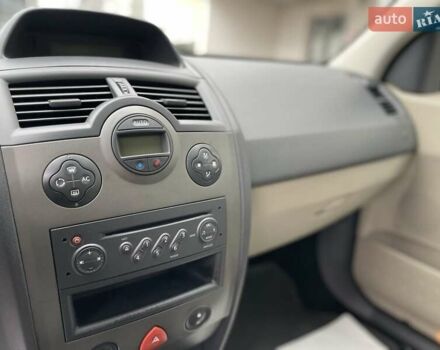 Бежевый Рено Меган, объемом двигателя 1.6 л и пробегом 178 тыс. км за 6000 $, фото 14 на Automoto.ua