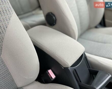 Бежевый Рено Меган, объемом двигателя 1.6 л и пробегом 178 тыс. км за 6000 $, фото 34 на Automoto.ua