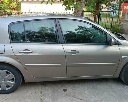 Рено Меган 2008 в Житомире на Automoto.ua Бежевый Рено Меган, объемом двигателя 1.6 л и пробегом 190 тыс. км за 4600 $, фото 3 на Automoto.ua