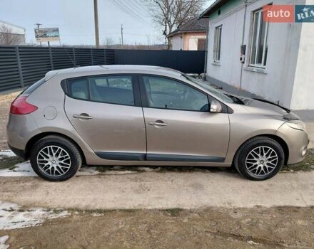 Бежевый Рено Меган, объемом двигателя 1.46 л и пробегом 298 тыс. км за 5799 $, фото 31 на Automoto.ua