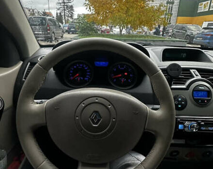 Бежевий Рено Меган, об'ємом двигуна 1.6 л та пробігом 245 тис. км за 4300 $, фото 6 на Automoto.ua