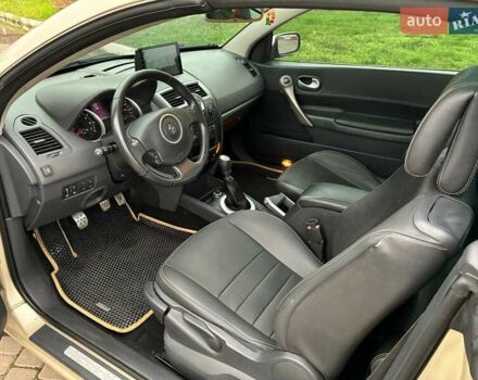 Бежевий Рено Меган, об'ємом двигуна 2 л та пробігом 186 тис. км за 6200 $, фото 10 на Automoto.ua