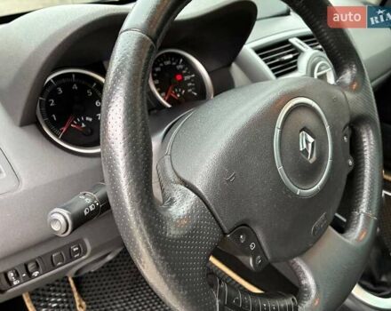 Бежевий Рено Меган, об'ємом двигуна 2 л та пробігом 186 тис. км за 6200 $, фото 12 на Automoto.ua