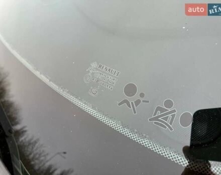 Бежевий Рено Меган, об'ємом двигуна 2 л та пробігом 186 тис. км за 6200 $, фото 20 на Automoto.ua