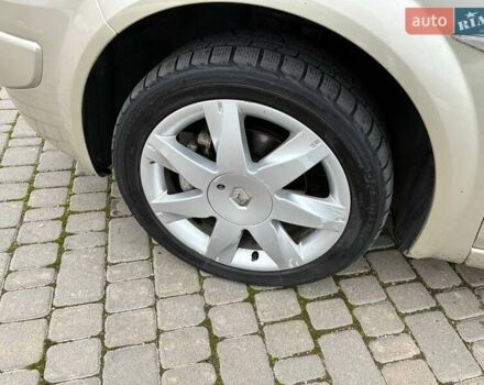 Бежевий Рено Меган, об'ємом двигуна 2 л та пробігом 186 тис. км за 6200 $, фото 21 на Automoto.ua