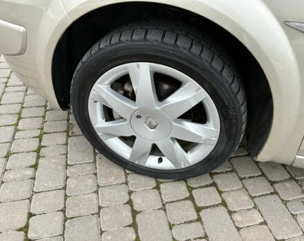 Бежевий Рено Меган, об'ємом двигуна 2 л та пробігом 186 тис. км за 6200 $, фото 19 на Automoto.ua