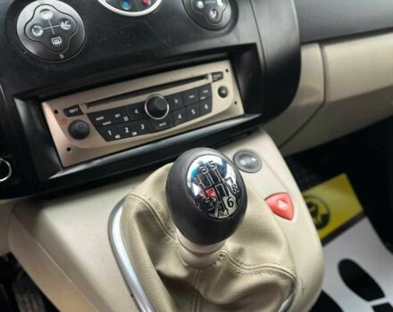 Бежевий Рено Меган, об'ємом двигуна 1.9 л та пробігом 250 тис. км за 5500 $, фото 13 на Automoto.ua