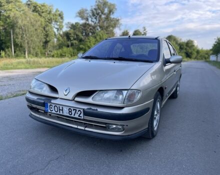 Бежевый Рено Меган, объемом двигателя 1.6 л и пробегом 200 тыс. км за 1300 $, фото 7 на Automoto.ua