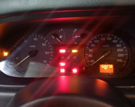 Бежевый Рено Меган, объемом двигателя 1.39 л и пробегом 168 тыс. км за 3300 $, фото 11 на Automoto.ua