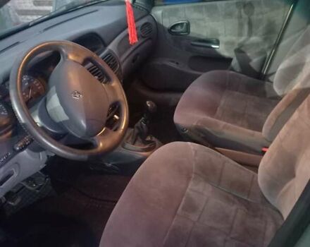 Бежевый Рено Меган, объемом двигателя 1.39 л и пробегом 168 тыс. км за 3300 $, фото 4 на Automoto.ua