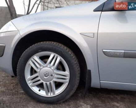 Бежевый Рено Меган, объемом двигателя 1.6 л и пробегом 169 тыс. км за 5200 $, фото 36 на Automoto.ua