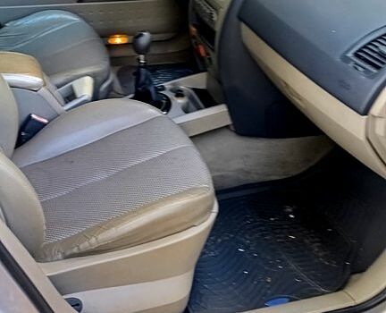 Бежевий Рено Меган, об'ємом двигуна 2 л та пробігом 210 тис. км за 3450 $, фото 10 на Automoto.ua