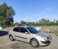 Бежевый Рено Меган, объемом двигателя 1.6 л и пробегом 360 тыс. км за 4800 $, фото 1 на Automoto.ua