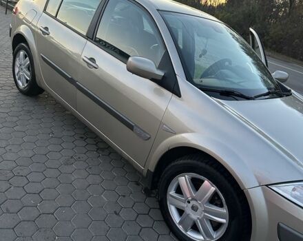 Бежевий Рено Меган, об'ємом двигуна 1.6 л та пробігом 310 тис. км за 4000 $, фото 3 на Automoto.ua