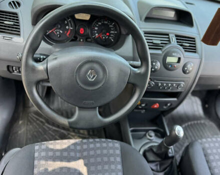 Бежевый Рено Меган, объемом двигателя 1.6 л и пробегом 161 тыс. км за 4950 $, фото 7 на Automoto.ua