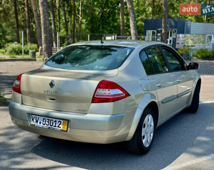 Бежевый Рено Меган, объемом двигателя 1.6 л и пробегом 161 тыс. км за 4950 $, фото 4 на Automoto.ua