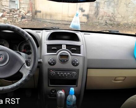 Бежевый Рено Меган, объемом двигателя 1.6 л и пробегом 203 тыс. км за 4500 $, фото 5 на Automoto.ua