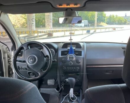 Бежевый Рено Меган, объемом двигателя 1.6 л и пробегом 300 тыс. км за 4500 $, фото 10 на Automoto.ua