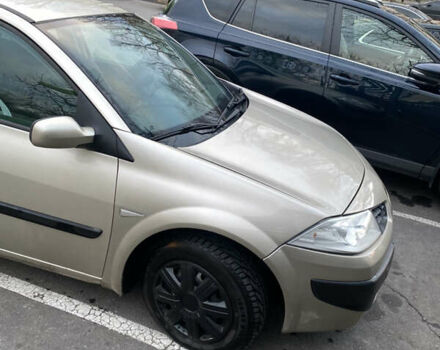 Бежевый Рено Меган, объемом двигателя 1.39 л и пробегом 212 тыс. км за 3900 $, фото 1 на Automoto.ua