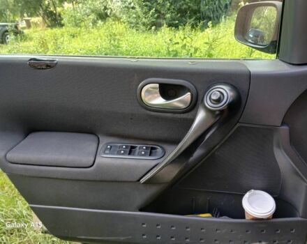 Бежевый Рено Меган, объемом двигателя 1.6 л и пробегом 350 тыс. км за 3800 $, фото 4 на Automoto.ua