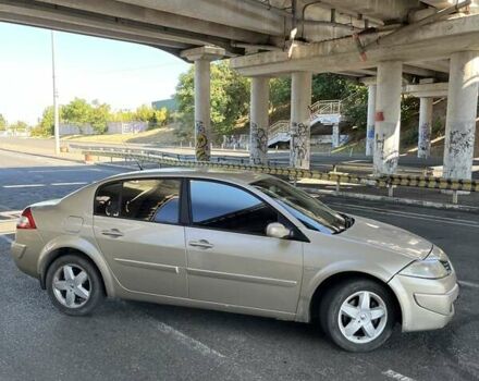 Бежевый Рено Меган, объемом двигателя 1.6 л и пробегом 300 тыс. км за 4500 $, фото 2 на Automoto.ua