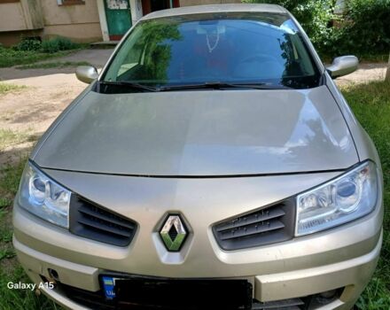 Бежевый Рено Меган, объемом двигателя 1.6 л и пробегом 350 тыс. км за 3800 $, фото 1 на Automoto.ua