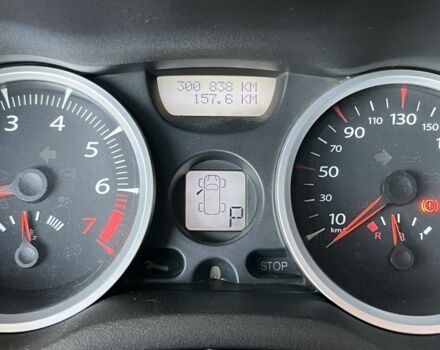 Бежевый Рено Меган, объемом двигателя 1.6 л и пробегом 300 тыс. км за 4500 $, фото 13 на Automoto.ua