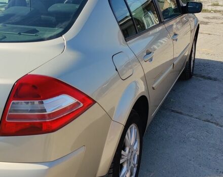 Бежевый Рено Меган, объемом двигателя 1.6 л и пробегом 184 тыс. км за 4500 $, фото 2 на Automoto.ua