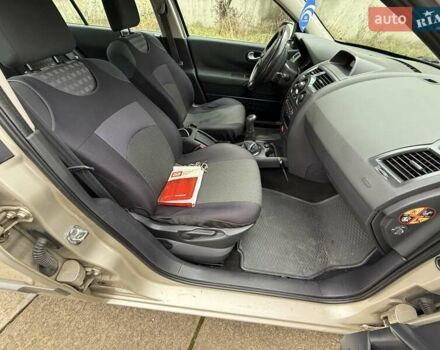 Бежевий Рено Меган, об'ємом двигуна 1.6 л та пробігом 190 тис. км за 5650 $, фото 62 на Automoto.ua