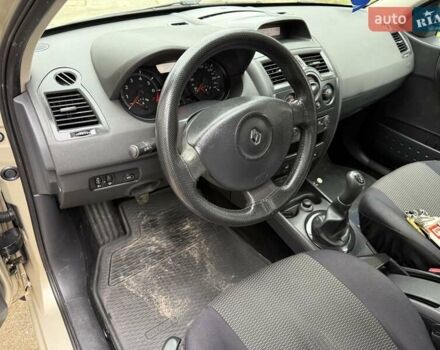 Бежевий Рено Меган, об'ємом двигуна 1.6 л та пробігом 190 тис. км за 5650 $, фото 52 на Automoto.ua