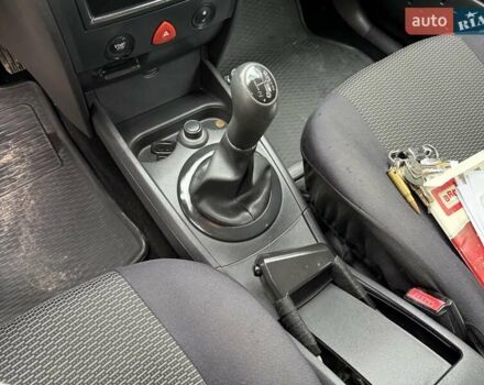 Бежевий Рено Меган, об'ємом двигуна 1.6 л та пробігом 190 тис. км за 5650 $, фото 56 на Automoto.ua